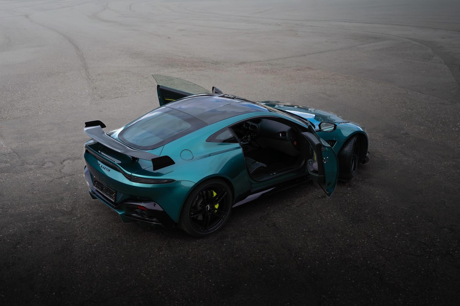 Vantage F1 Edition