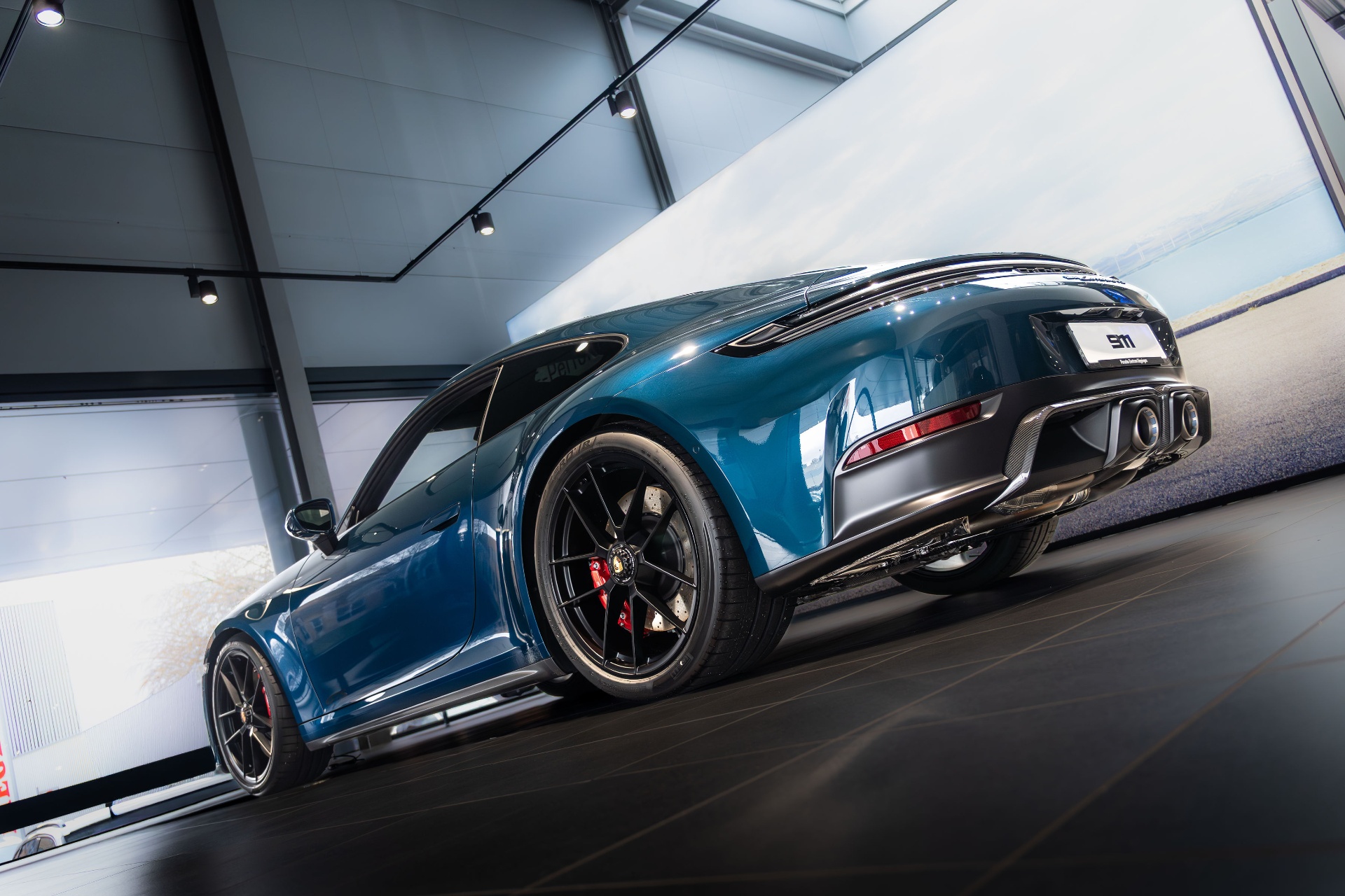 911 · Nightshade